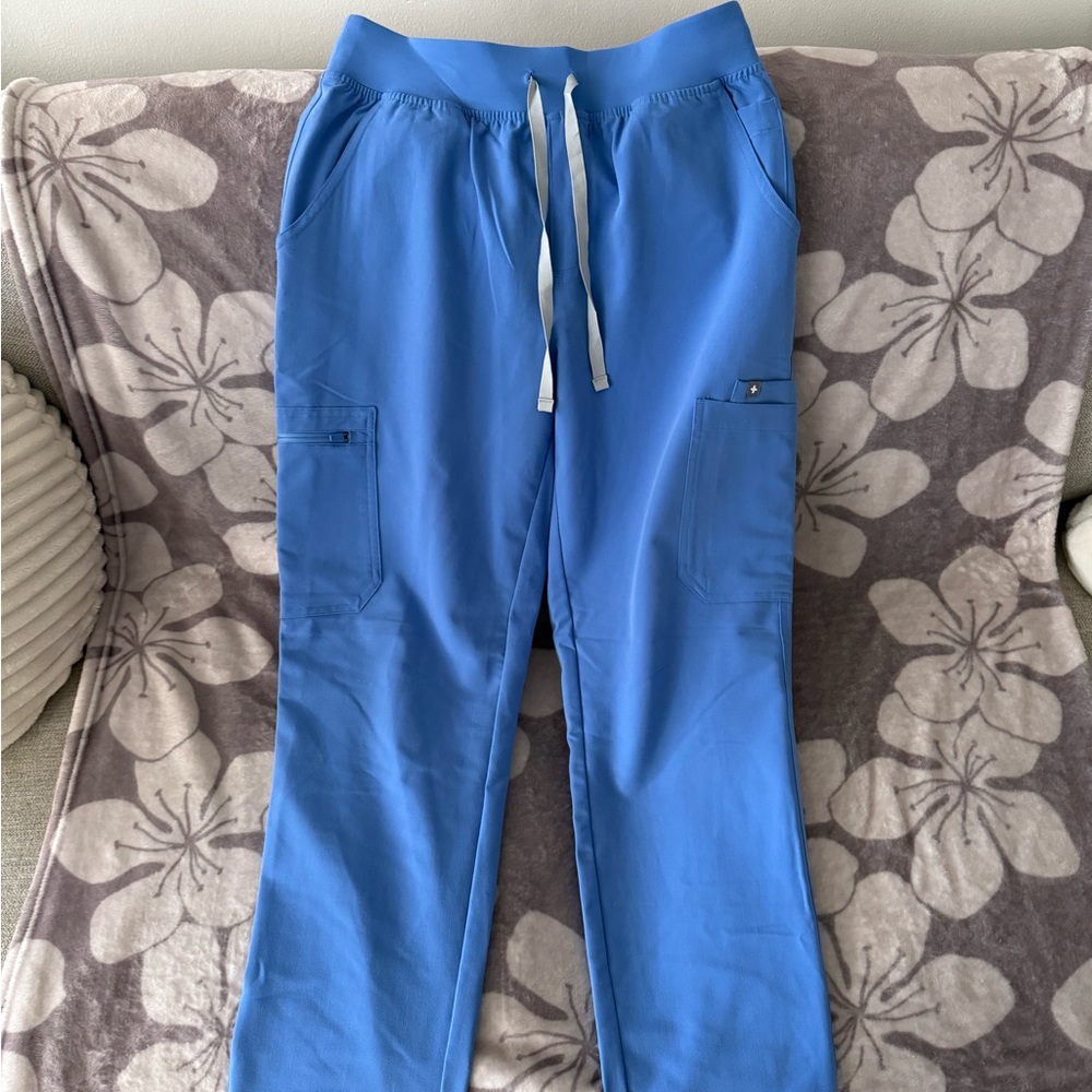 Figs Kade Cargo Scrub Pant
